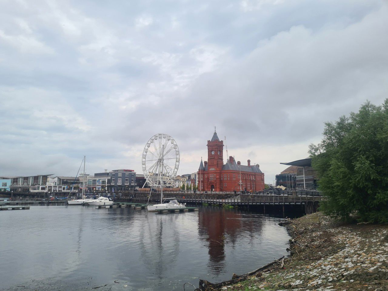 Cardiff3.jpg
